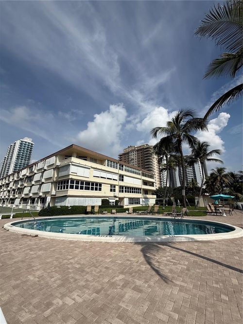 apt-4c-1936 S Ocean Dr, Hallandale Beach, FL, 33009-5913 | Card Image