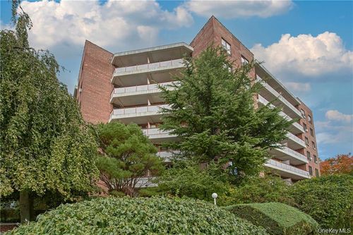 apt-3c-315 King St, Port Chester, NY, 10573-4066 | Card Image