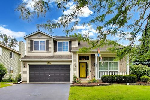 4840 Bordeaux Dr, Lake In The Hills, IL, 60156-5642 | Card Image