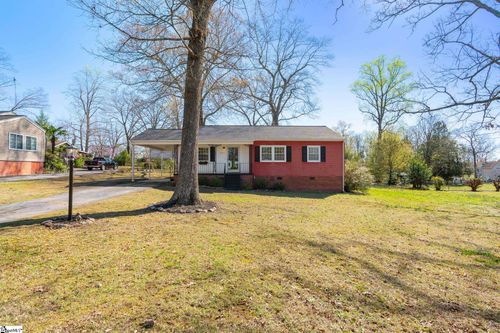 222 Meridian Avenue, Taylors, SC, 29687 | Card Image
