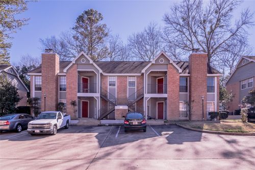 b4-2401 Sycamore Ave, Huntsville, TX, 77340-6105 | Card Image