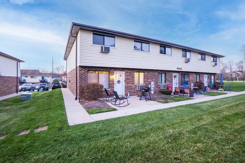 a-9064 Archer Avenue, Willow Springs, IL, 60480 | Card Image