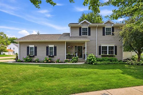 1520 Wellington Drive, OSHKOSH, WI, 54904 | Card Image