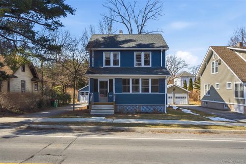 110 Innis Ave, Poughkeepsie, NY, 12601-2815 | Card Image