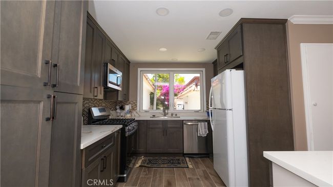 7 Satinwood Way, House other with 2 bedrooms, 2 bathrooms and 2 parking in Irvine CA | Image 10