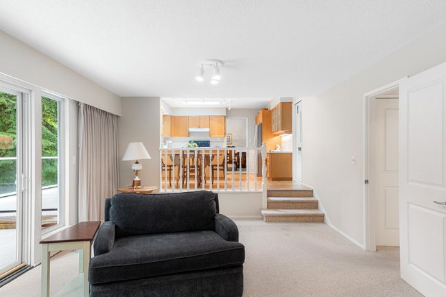 1760 Medwin Place, House other with 6 bedrooms, 4 bathrooms and 4 parking in North Vancouver BC | Image 13
