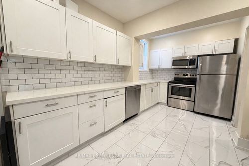 395 Aberdeen Ave, Hamilton, ON, L8P2R8 | Card Image