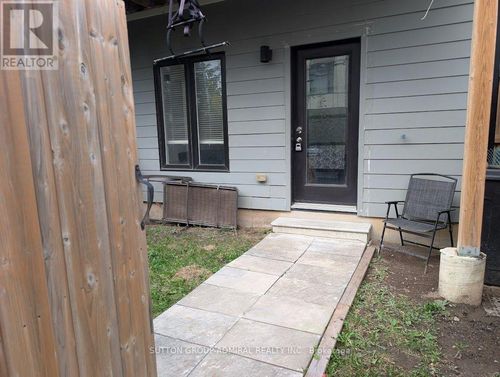 52-540 Essa Rd, Barrie, ON, L4N9E5 | Card Image
