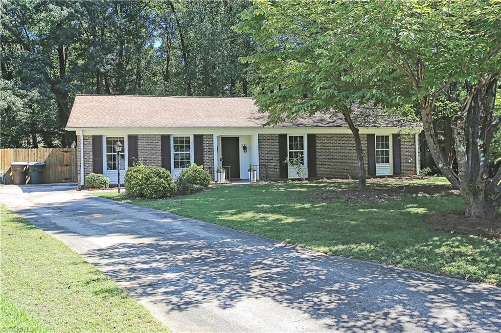Winterton Ct, Greensboro, NC 27455
