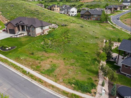 3521 Sunrise Cir, Mountain Green, UT, 84050-6741 | Card Image