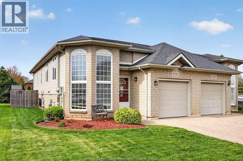 2220 Kevin Street, Lasalle, ON, N9H2R1 | Card Image