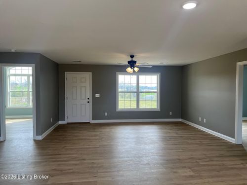 138 Iroquois Trl, Bloomfield, KY, 40008-6113 | Card Image