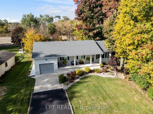 8336 Burwell Rd, Grand Bend, ON, N0M1T0 | Card Image