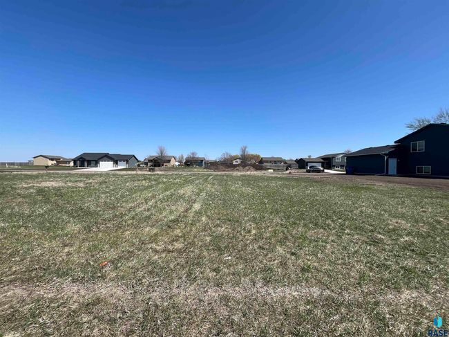 209 N Sund St, Home with 0 bedrooms, 0 bathrooms and null parking in Worthing SD | Image 6