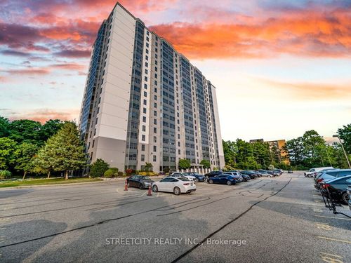 814-55 Green Valley Dr, Kitchener, ON, N2P1Z6 | Card Image
