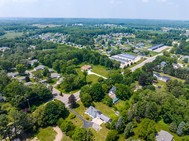 455 10 Th St, House other with 5 bedrooms, 2 bathrooms and null parking in Plainwell MI | Image 50