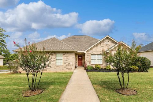 1126 Heights Rd, Benton, AR, 72019-1401 | Card Image