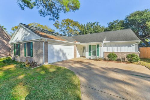 16002 Maple Acres Ct, Houston, TX, 77095-3824 | Card Image