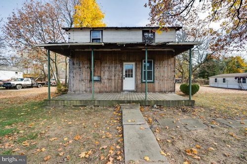 1443 Railroad Rd, DAUBERVILLE, PA, 19533-8908 | Card Image