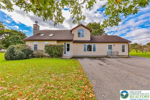 21 Homestead Dr, LEESPORT, PA, 19533-9302 | Card Image
