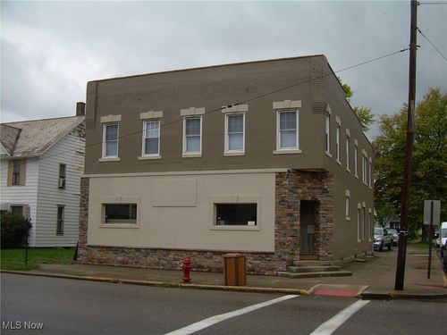 102-100 S Wooster Ave, Strasburg, OH, 44680-1138 | Card Image
