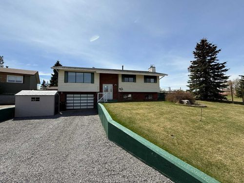 202 Maligne Dr, Hinton, AB, T7V1J5 | Card Image