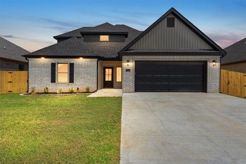 7002 Sw Basswood Ave, Bentonville, AR, 72713-5251 | Card Image