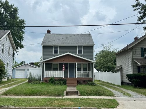 667 Eastland Ave, Akron, OH, 44305-1854 | Card Image