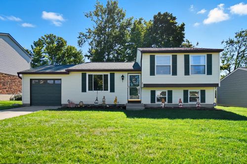 3055 Sovereign Dr, Colerain Township, OH, 45251-8402 | Card Image