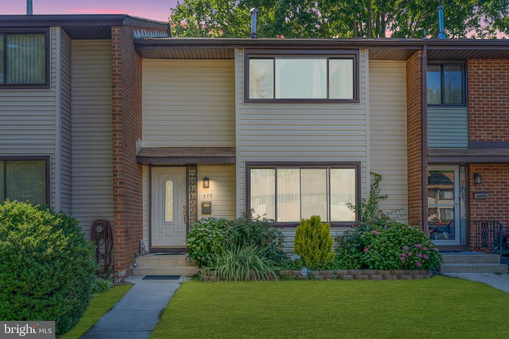 Bolton Rd, East Windsor, NJ 08520