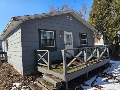 71 Ems D24b Ln, Syracuse, IN, 46567-7948 | Card Image