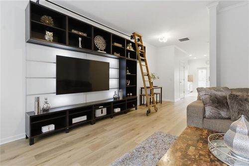 1428 Liberty Pkwy Nw, Atlanta, GA, 30318-9381 | Card Image