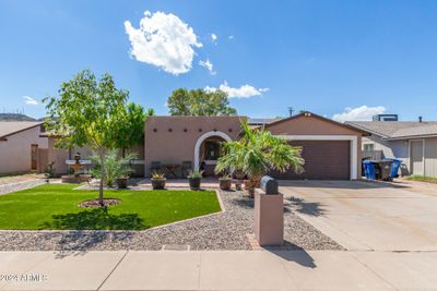 1907 W Voltaire Avenue, House other with 3 bedrooms, 2 bathrooms and null parking in Phoenix AZ | Image 2