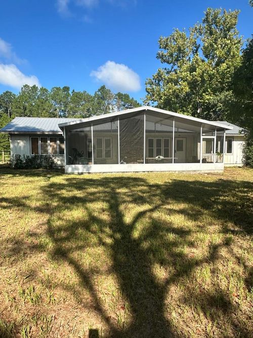 6469 Se 67th Ct, Trenton, FL, 32693-2926 | Card Image