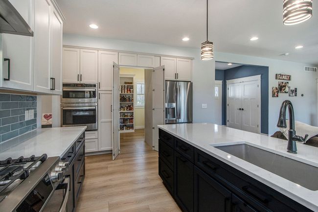 Notice the open cabinet leading to walk-in pantry??!! | Image 13