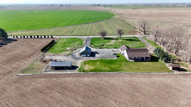 1852 E 4400 N, House other with 3 bedrooms, 3 bathrooms and 3 parking in Buhl ID | Image 6