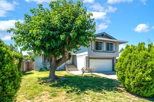 924 Regatta Drive, Sacramento, CA, 95833 | Card Image