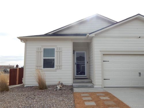 304 Foster Ave, Keenesburg, CO, 80643-9076 | Card Image