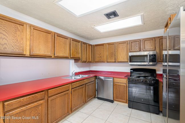 901 Emerson Dr Ne, House other with 3 bedrooms, 2 bathrooms and null parking in Palm Bay FL | Image 20