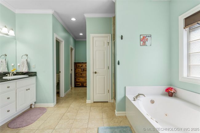 primary bathroom | Image 29
