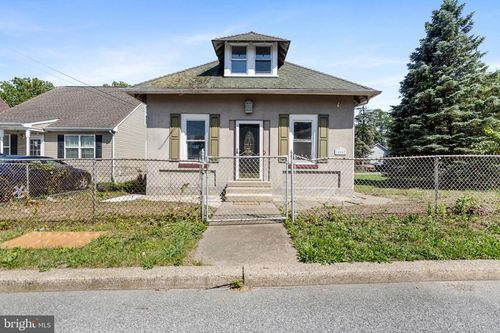 406 West Ave, NEW CASTLE, DE, 19720-5927 | Card Image