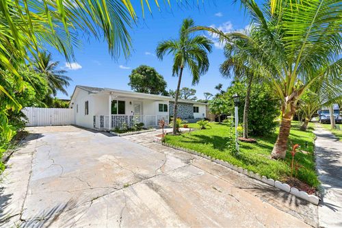 5574 Lake Geneva Drive, Lake Worth, FL, 33461 | Card Image