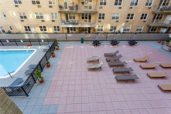APT-3C - 650 Shore Rd, Condo with 1 bedrooms, 1 bathrooms and null parking in Long Beach NY | Image 23