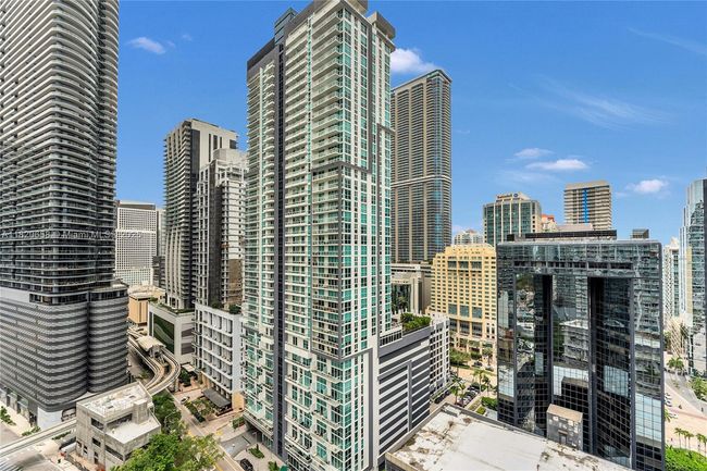 APT-2210 - 1250 S Miami Ave, Condo with 1 bedrooms, 2 bathrooms and null parking in Miami FL | Image 26