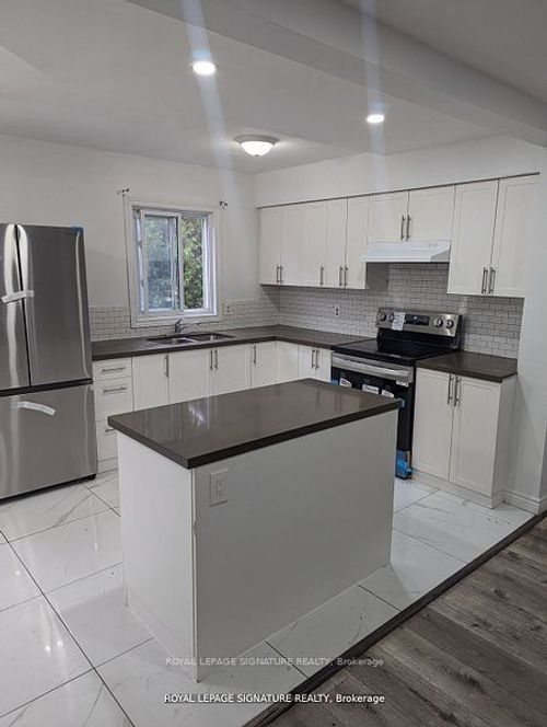 29-577 3rd St, London, ON, N5V4B9 | Card Image