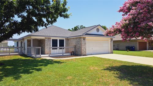804 Moon Glow Dr, Leander, TX, 78641-8710 | Card Image