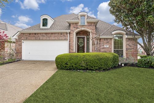 389 Saddleback Dr, Fairview, TX, 75069-4197 | Card Image