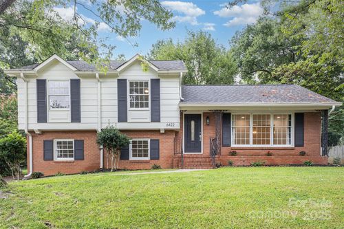 6422 Idlebrook Dr, Charlotte, NC, 28212-5802 | Card Image