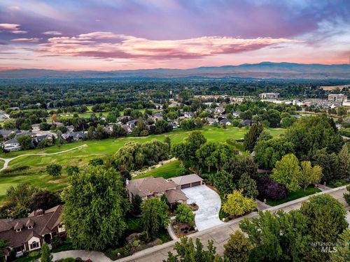 3050 S Whitepost Way, Eagle, ID, 83616-6461 | Card Image