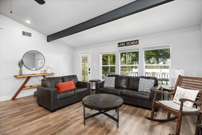 5986 Field Ct, House other with 3 bedrooms, 1 bathrooms and null parking in Granbury TX | Image 8
